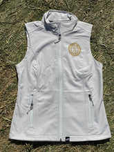 Cargar imagen en el visor de la galería, WOMEN&#39;S MEXICO SOFTSHELL VEST (WHITE)
