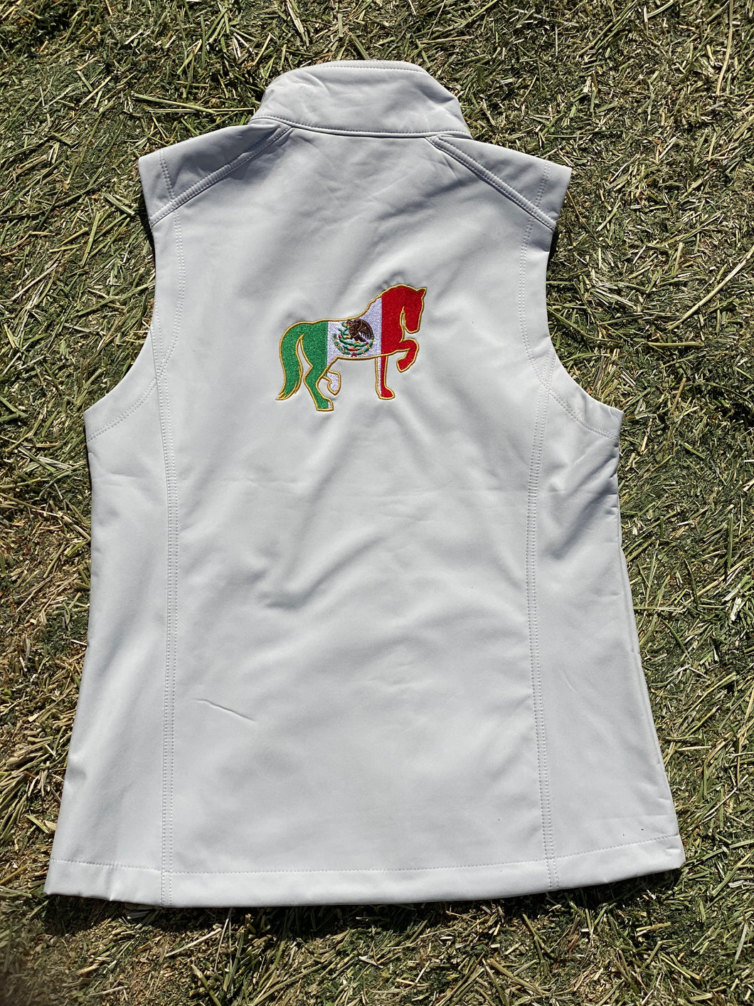 WOMEN'S MEXICO SOFTSHELL VEST (WHITE)