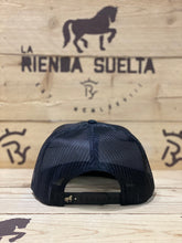 Cargar imagen en el visor de la galería, Official La Rienda Suelta Gold Round Patch Snapback Cap
